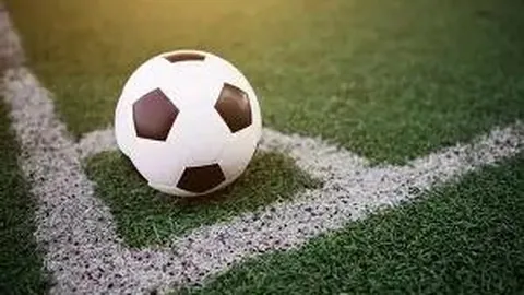 梦之队三球逆转战胜舒尔本，恩凯蒂亚关键射门助胜利，皮诺力助冠军征途！